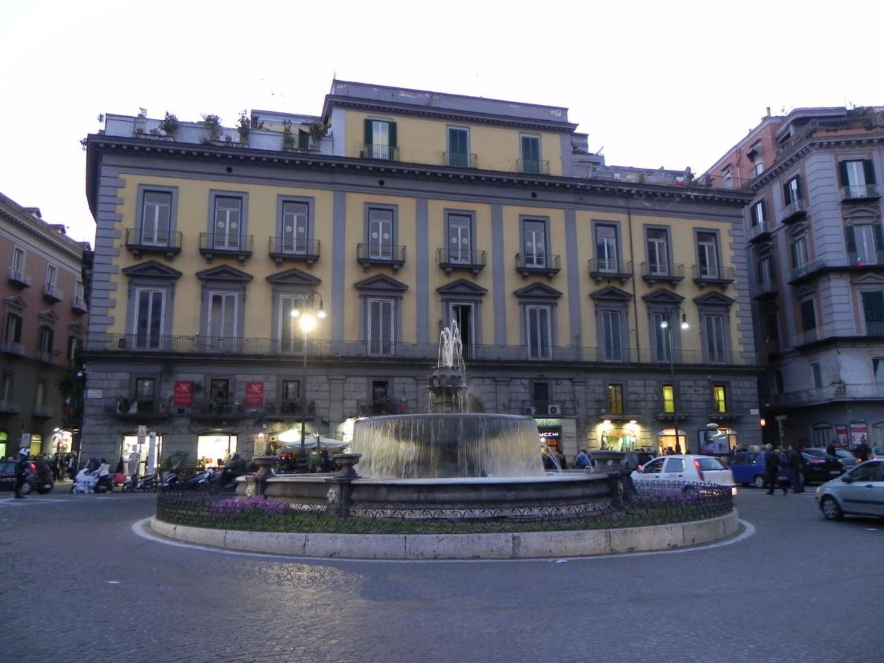 Domus Zapata Hotel Naples Luaran gambar